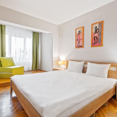 Apartament Helena Oradea Zewnętrze zdjęcie