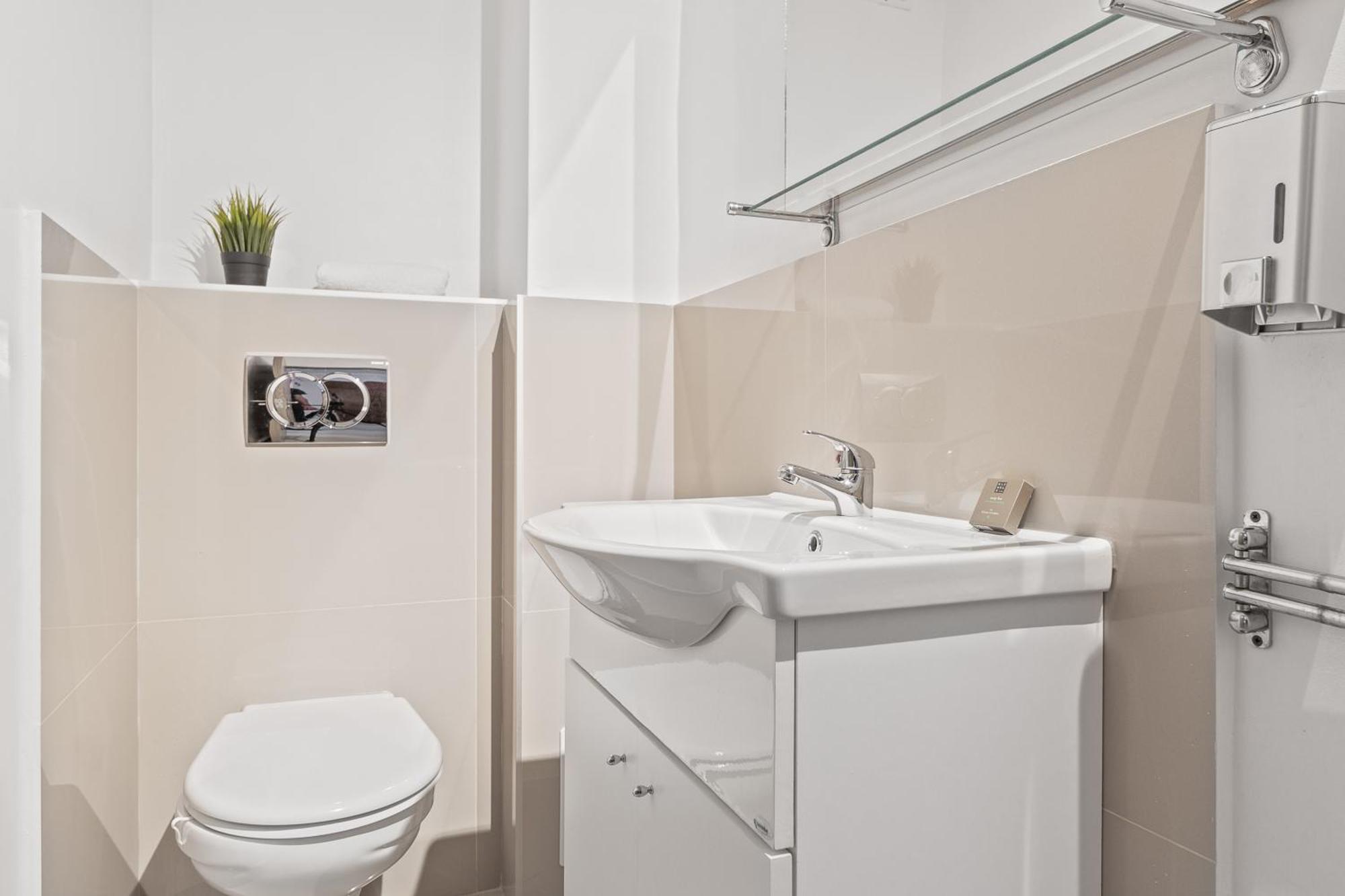 Apartament Helena Oradea Zewnętrze zdjęcie